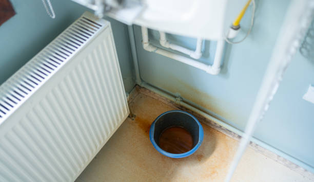 Best Commercial water damage restoration  in Fitchburg, MA
